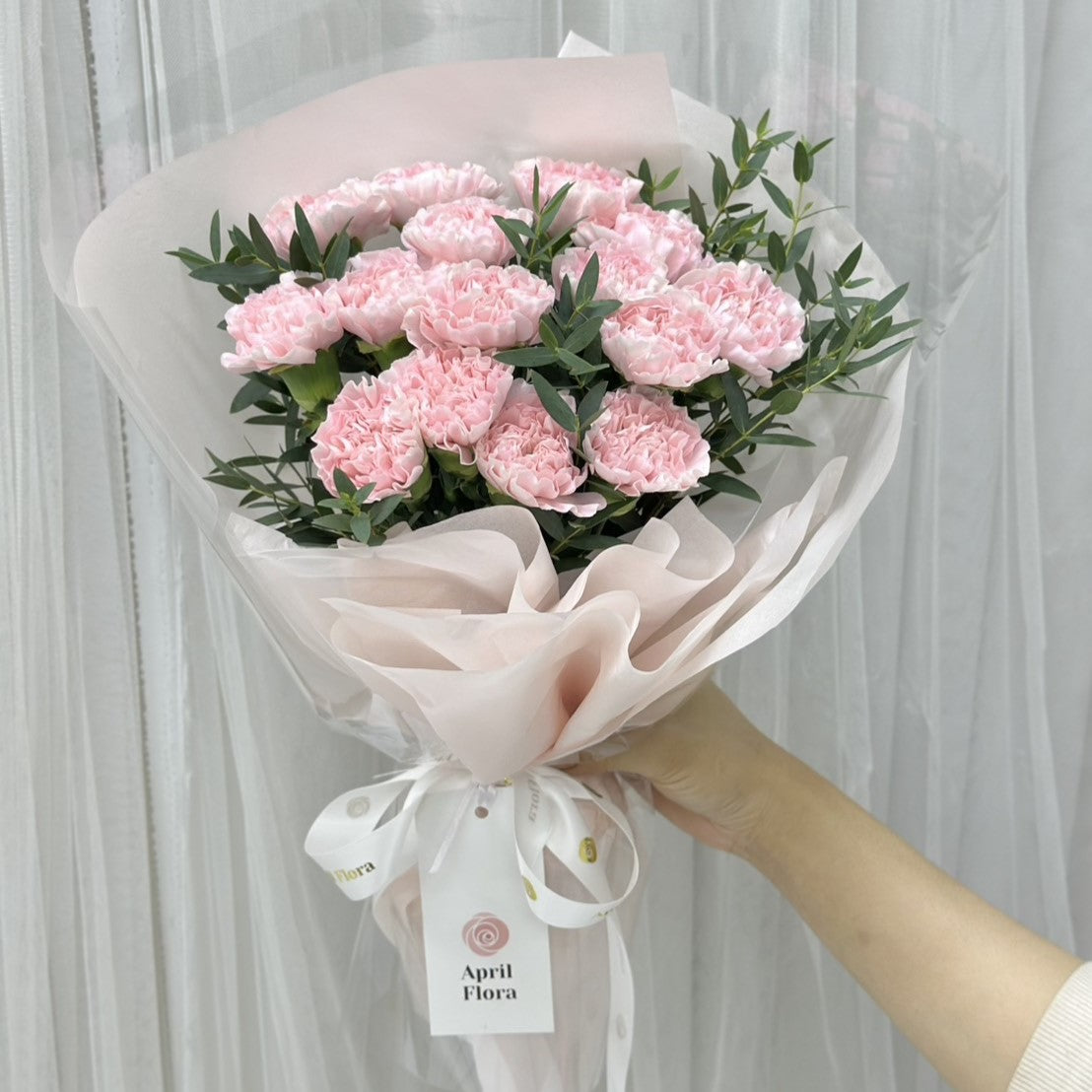 ช่อดอกคาเนชั่น "Blossom of Grace"