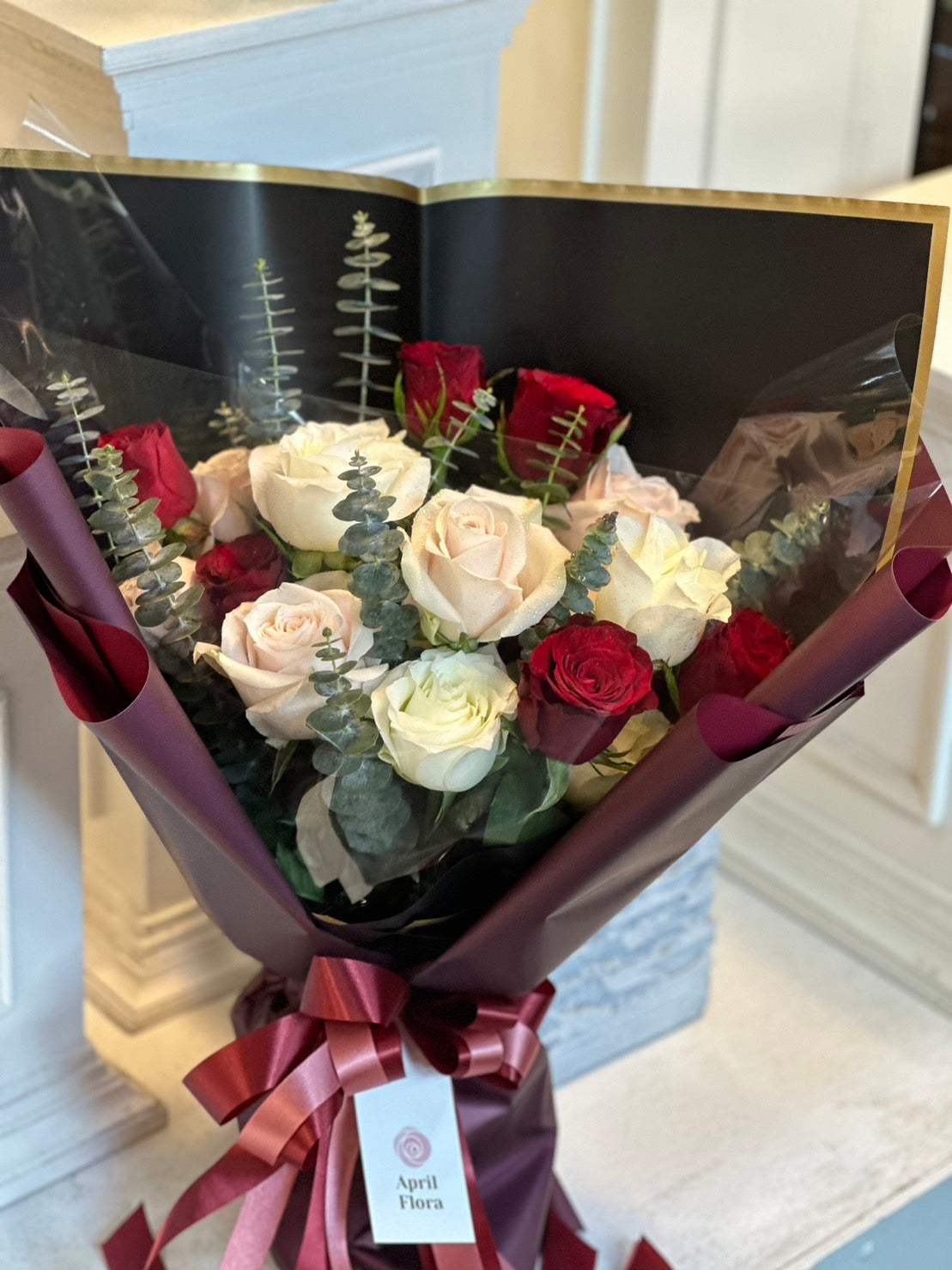 Hearty Bouquet Of 20 Roses